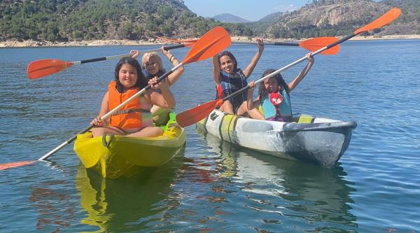Alquiler de kayak y piraguas en Pelayos de la Presa