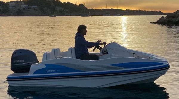Alquiler de barcos sin licencia en el Pantano de San Juan