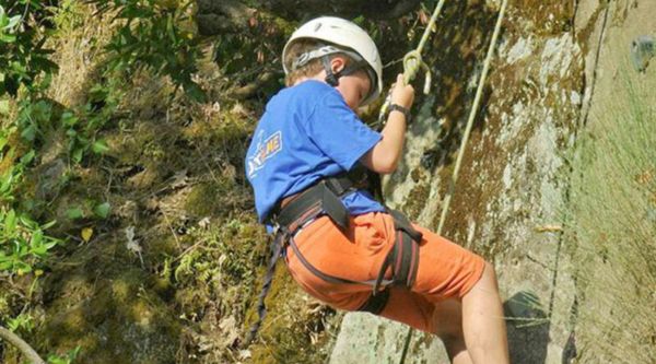 Escalada para colegios en Plasencia
