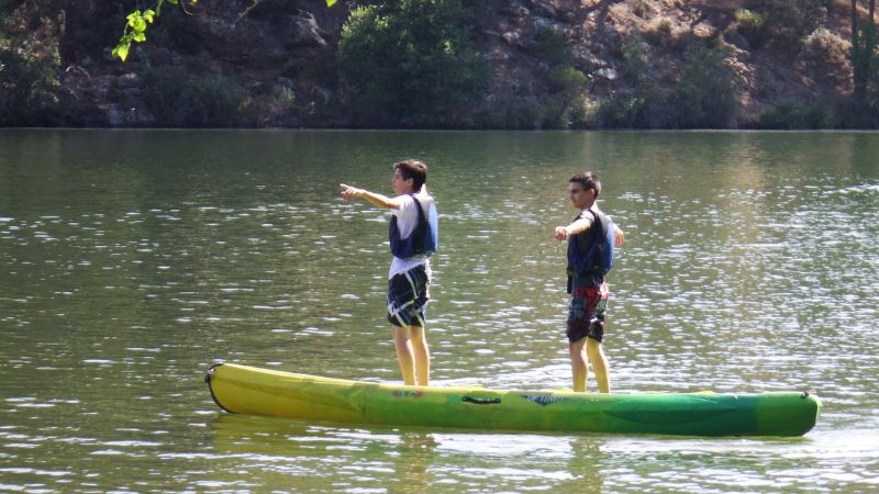 kayak en el embalse del burguillo