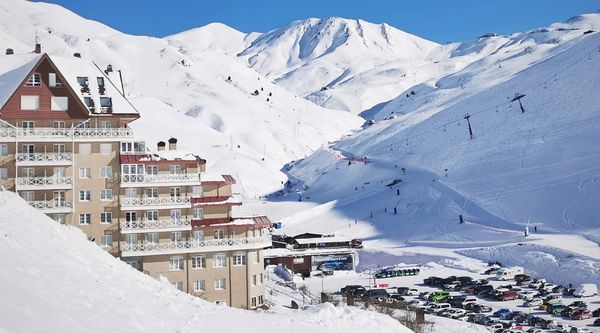 Hotel para grupos escolares a pie de pistas en Astún