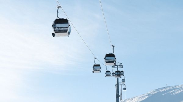 Alumnos de Bachillerato en un viaje de nieve a Astún