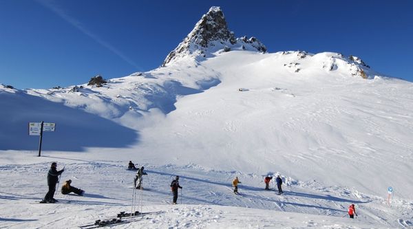Viaje de esquí para colegios con forfait incluido en Formigal