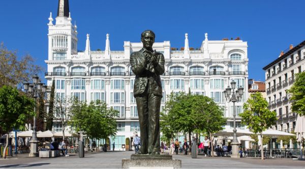 Plaza de Santa Ana, en el Barrio de las Letras